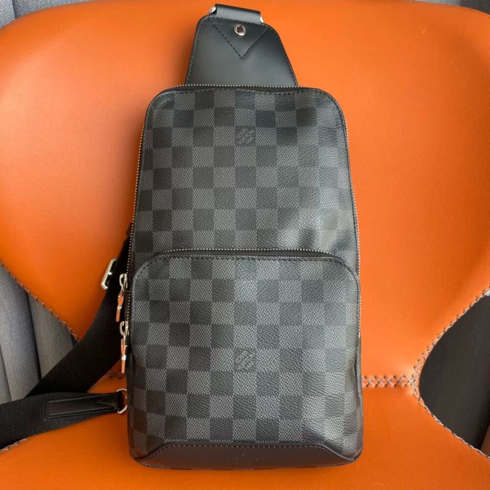 Louis Vuitton Women Pre-Loved Bag Very Good Condition